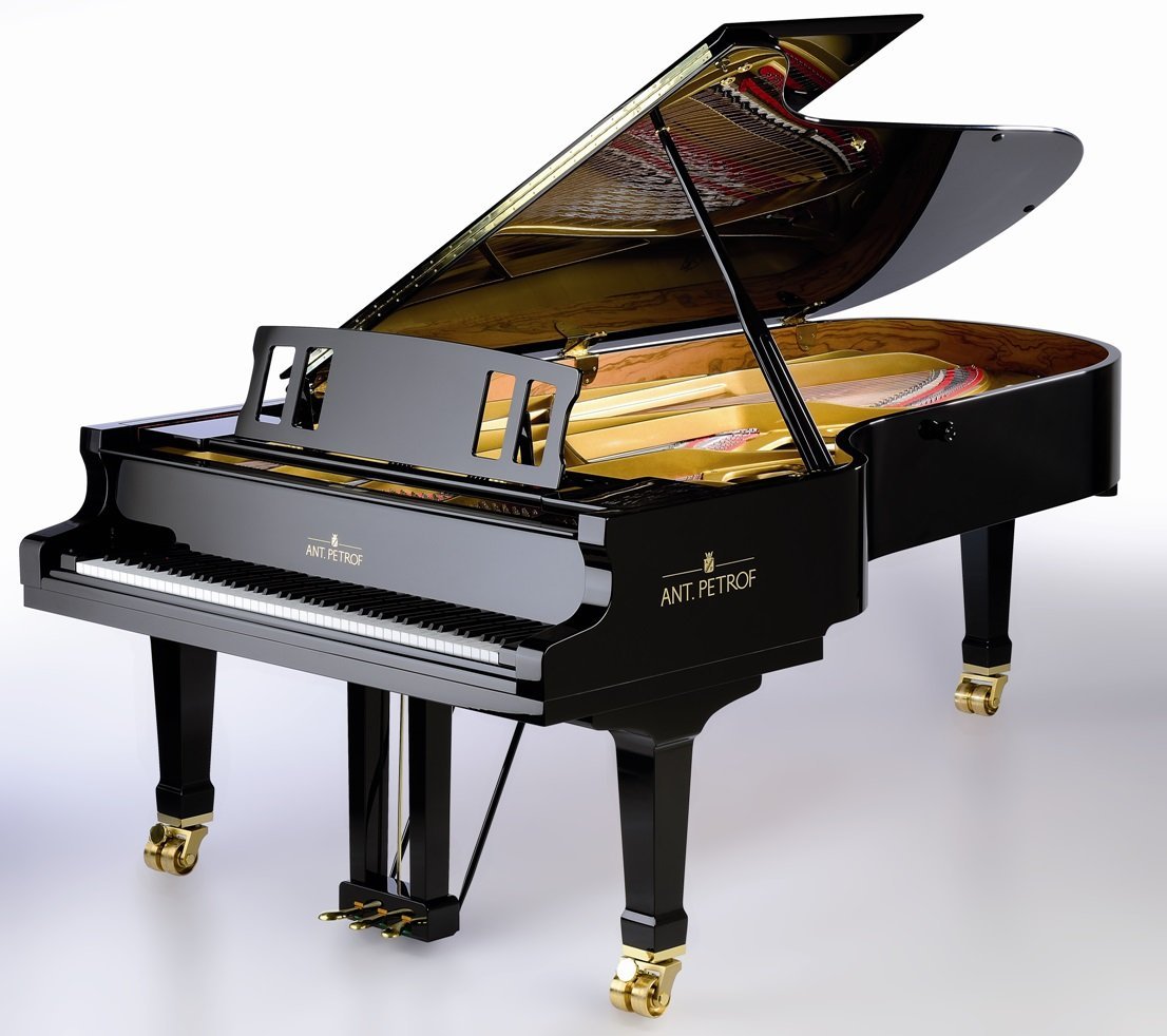 Petrof piano geschiedenis concert vleugel